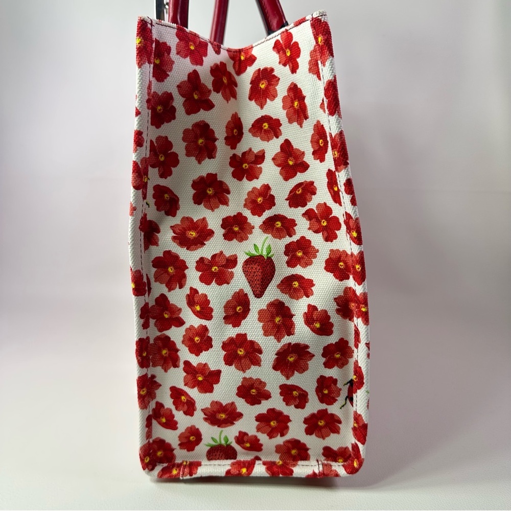 NEW! Large Versace Medusa Strawberry Fields Tote - Picture 8 of 13